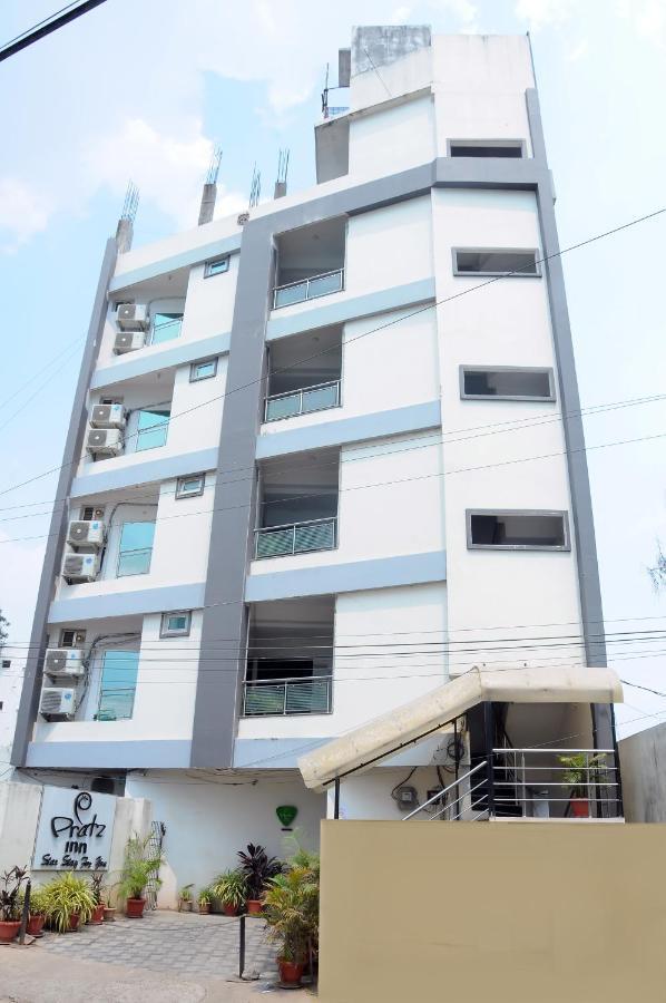 Hotel Pratz Inn Hyderabad Exterior photo