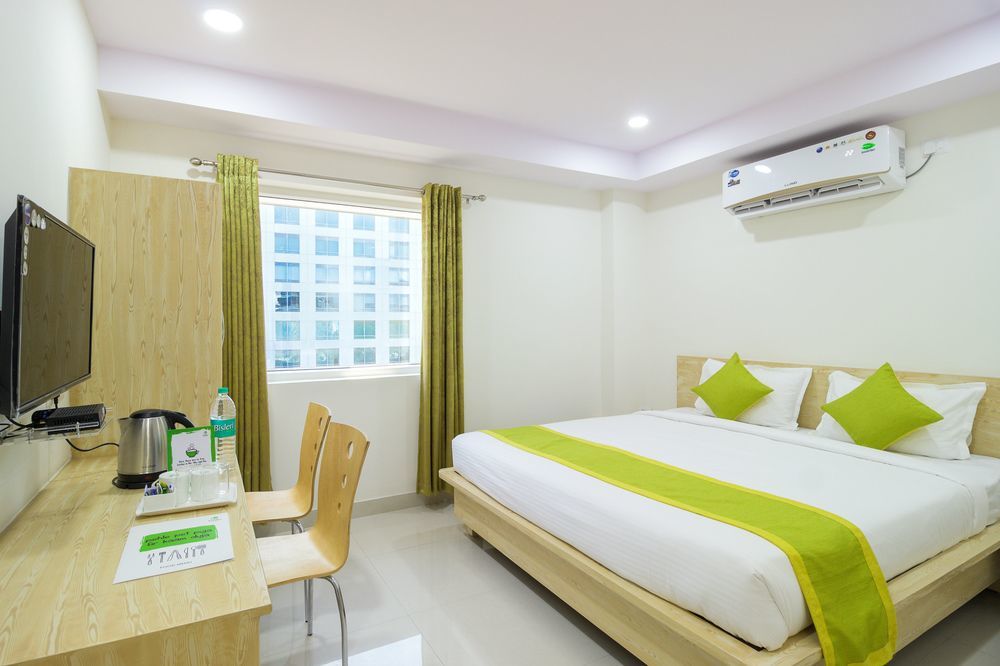Hotel Pratz Inn Hyderabad Exterior photo