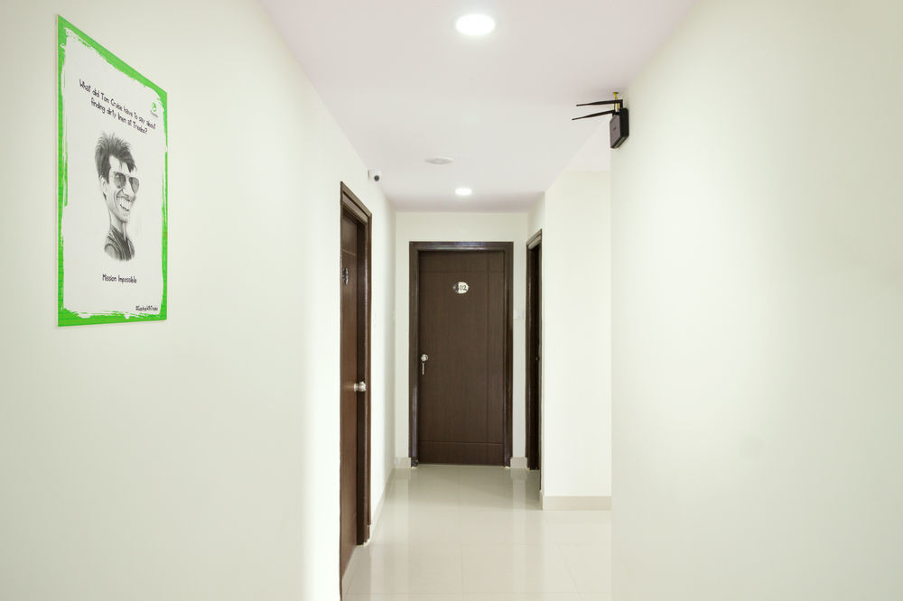 Hotel Pratz Inn Hyderabad Exterior photo